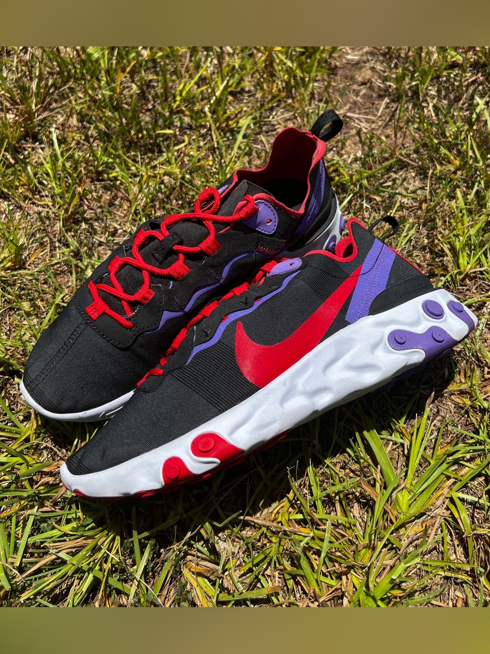 CLEAN Nike size 9.5 Womens React Element Red Purple running shoes